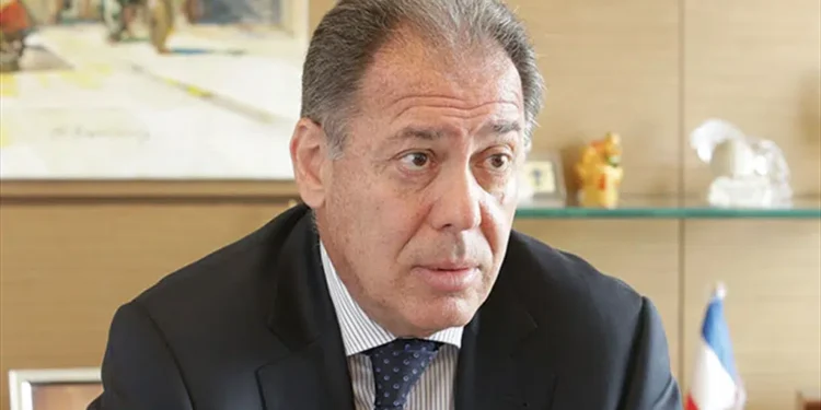 ما يجوز لزيد لا يجوز لعمرو!كيف يمكن "ميدغلف" ابقاءاسعار الاستشفاء على حالهاو بقية شركات التأمين ستزيدها؟المطلوب جواب من جهة رقابية تحقّقمع مسبّب الاشكال:المستشفيات و الاطباء !