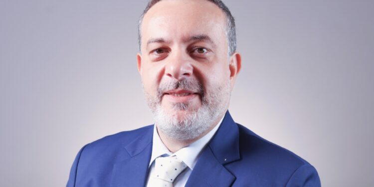 "عُمان ري" تواكب وتُهنْدسوتقيم ورش عمل بالتعاونمع جهات رسمية معنيةلإطلاق أول منتج من نوعه في الخليج:التغطية الالزامية للسيارات المعرّضةللكوارث الطبيعية...