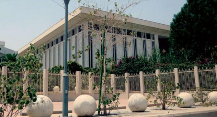 "ساما" في بيان إرشادي نشرته عكاظ:7 نصائح مهمة يجب مراعاتهاقبل توقيع أي عقد تأميني...