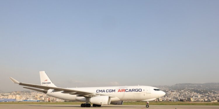 وصول الدفعة الأولى من المساعدات الانسانية الفرنسيةبدعم من Fondation CMA CGM