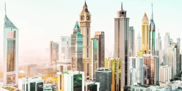 11 مليون مشاهدة لمؤثر شهير يرقص في دبي في الخارج قائلا: انها أكثرأمانا من أوروبا…