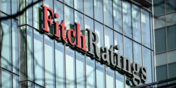 فيتش” في تقرير أخير لها”: البنوك السعودية قادرة على مواجهة تحديات الصراع في المنطقة بسيولة قوية و احتياطات رأسمالية كبيرة …