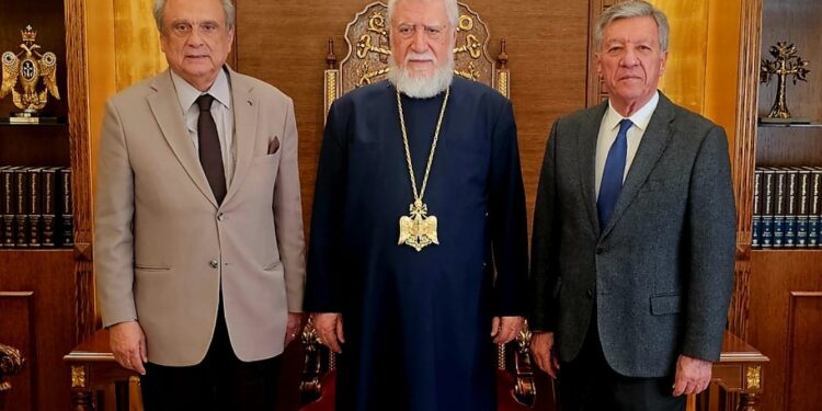 حبيب يُطلع البطريرك كيشيشيانعلى نشاط مصرف الإسكان