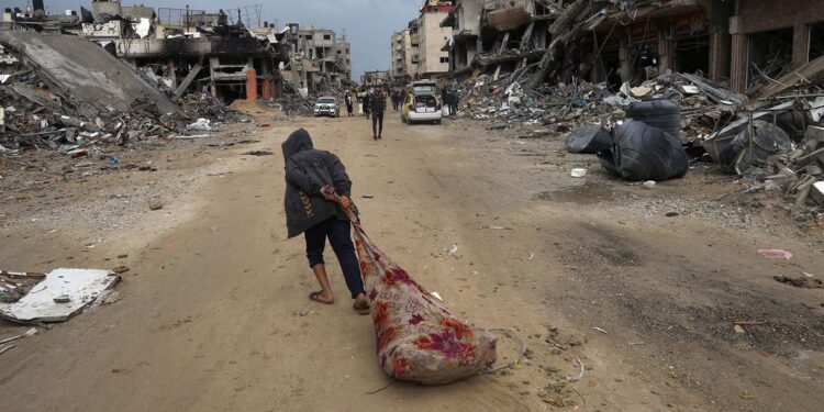 لبنان بين الدمار والإنسانية المهدورة..د. الياس ميشال الشويري:أخطر ما تفعله الحرب هوتحطيم التوازن الطبيعي للإنسان...