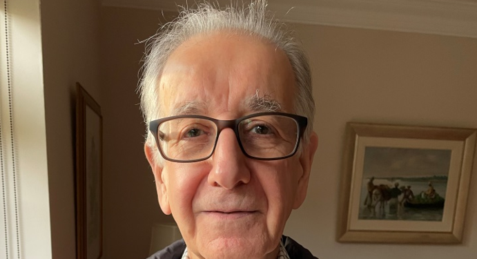 كتاب رقمي جديد لمصباح كماليتناول القوانين الخمسةلتنظيم أعمال التأمين في العراق..تحت التحضير: كتاب جديد حولالتأمين في الإقتصاد