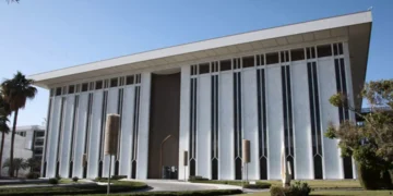 “ساما” في بيان إرشادي نشرته عكاظ: 7 نصائح مهمة يجب مراعاتها قبل توقيع أي عقد تأميني…