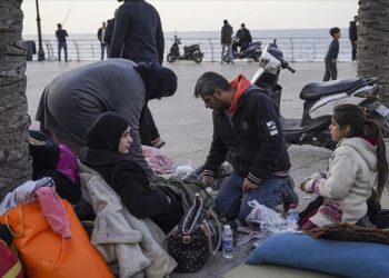 وتيرة النزوح والضغوط على القطاع الصحي في لبنانتتزايد في ظل الهجمات التي تشنها إسرائيل