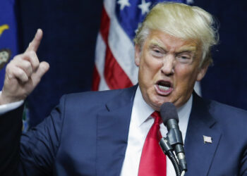 ترامب في ورطة من صنعهفهل بالمفاوضات يخرج منها؟