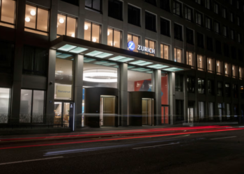 صفقة بين شركَتَيْ تأمينوصلت قيمتهاالى حدود 11 مليار دولار...