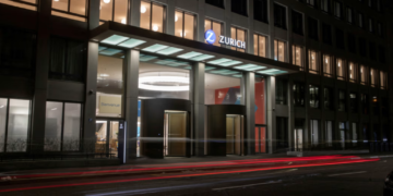 صفقة بين شركَتَيْ تأمين وصلت قيمتها الى حدود 11 مليار دولار…