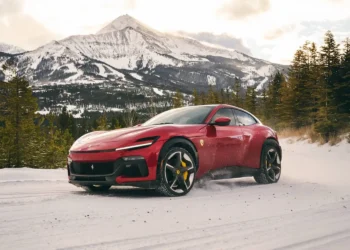 أول سيارة كهربائية من «فيراري» بسعر 550 ألف يورو