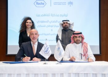 3 إتفاقيات سعودية مع "روش"في مجالات الرعاية الصحيةبينها علاج العيون المصابة بداء السكري...