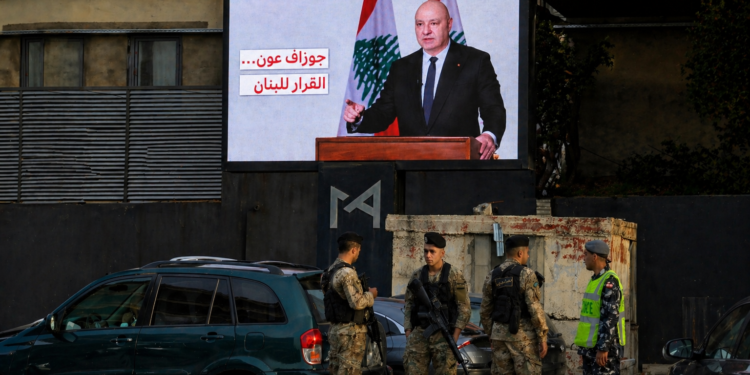 الإنحدار في الخطاب تجاه رئاسة الجمهوريةالى أين يوصل؟د. الياس ميشال الشويري:دولة لا يُحترم رموزها من داخلهاتصبح عرضة لمزيد من التفكك...