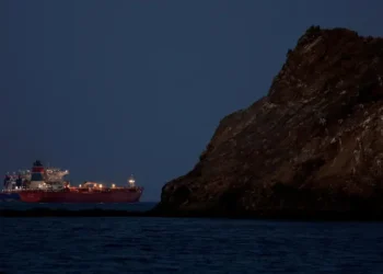 شركة "بيزلي" اللندنية للتأمينستقود تحالفاً عبر سوق "لويدز"لتغطية منطقة مضيق هرمزضد مخاطر الحرب بمليار دولار...