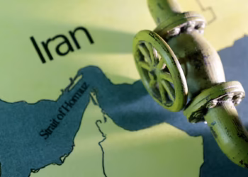 النفط و الخبز تحت رحمةمضيق هرمز...