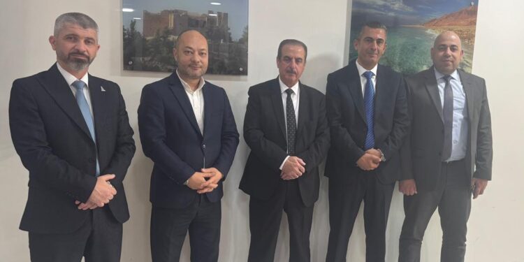 الهيئة العامة للجنة تأمين السيارات في الاتحاد الاردني للتأمينتنتخب محمد العواملة رئيسا للجنة التنفيذية إستكمالاً للدورة 2024-2026