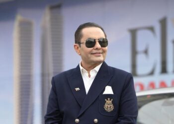 الخوف من التسريحات الوظيفيةبسبب أوضاع المنطقة والهجمة الروبوتيةتبدّده مجموعات "دانوب العقارية"..روزان ساجان يطمئن:سندفع الرواتب لـ 6 آلاف موظففي الموعد المحدّد...