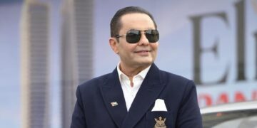 الخوف من التسريحات الوظيفية بسبب أوضاع المنطقة والهجمة الروبوتية تبدّده مجموعات “دانوب العقارية”.. روزان ساجان يطمئن: سندفع الرواتب لـ 6 آلاف موظف في الموعد المحدّد…