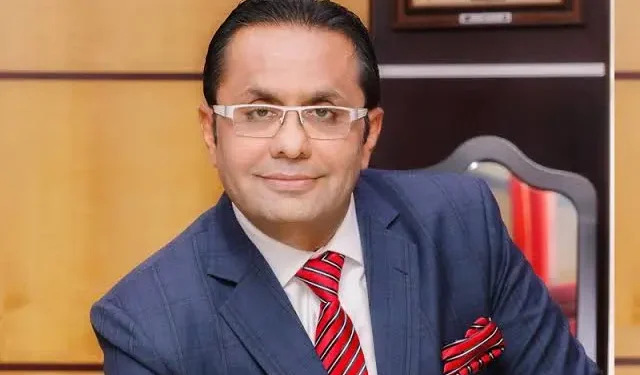 الخوف من التسريحات الوظيفيةبسبب أوضاع المنطقة والهجمة الروبوتيةتبدّده مجموعات "دانوب العقارية"..روزان ساجان يطمئن:سندفع الرواتب لـ 6 آلاف موظففي الموعد المحدّد...