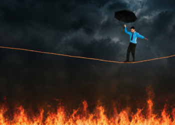 لبنان يتهاوى على حبل مشدود :هل يسقط.. أم يجتاز المسافة بسلامة؟