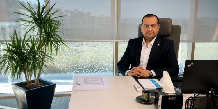 ترقية السيد عماد براهمهإلى مدير فرع عبدون بسوليدرتي الأولى للتأمين