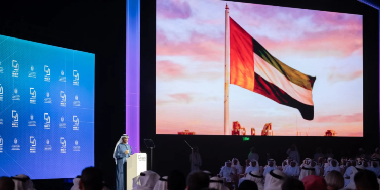 مستفيدة من تجربة إغلاق مضيق هرمز..الإمارات تعزّز صناعاتها المحليةوتُخصّص لها 49 مليار دولار...