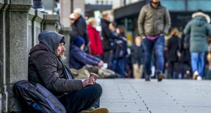 البطالة في فرنسا ترتفع إلى 8.1 %وتسجل أعلى مستوى منذ 2021