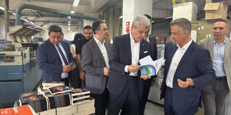 جو عيسى الخوري مستأنفاًجولاته على المصانع..لبنان ليس بلد الفرص الضائعةبل بلد الفرص الواعدة...