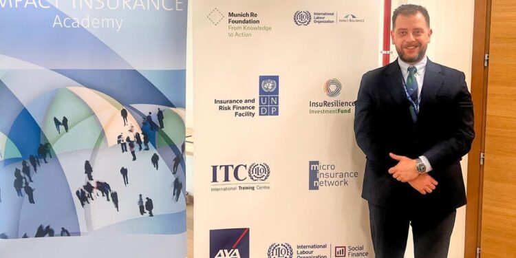 مهند رجب يمثل الأردن في برنامجImpact Insurance Academy 2026بعد فوزه في هاكاثون التأمين ...