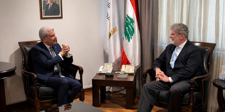 عيسى الخوري وسفير اسبانيا:"لفتح أسواق اوروبا أمام الصناعات التكنولوجية اللبنانيّة"