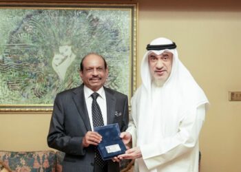 أول إقامة ذهبية لمدة 15 عاماً