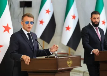 رفع العقوبات بالكامل عن سوريةهل يجعلها مثل الامارات و تركيا؟خبراء يعلّقون: التحوّل الإقتصادييحتاج غالبا الى عقدَينْ من الزمن!