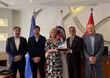 غرفة التجارة الأوروبية ـ الأردنتفتح مع سفيرة أيرلنداآفاقاً جديدة للتعاونالتجاري والاستثماري...