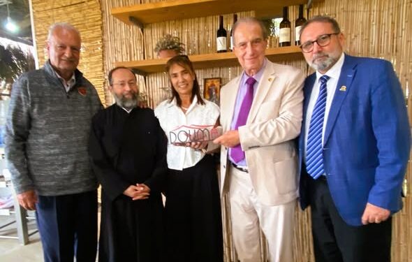 بلدية دوما تكرّمالجمعية الثقافية الروميةبمنحها شعارها المُبتَكر التصميم...