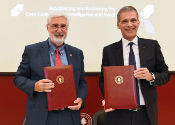 الجامعة الأميركية في بيروت ومجموعة "CMA CGM"توقّعان اتفاقية شراكة استراتيجية لتأسيسمعهد "سي إم ايه سي جي إمللذكاء الاصطناعي والرؤى"