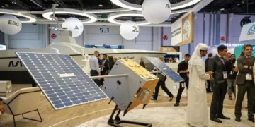 الإمارات تستثمر مليار دولار لتوسيع كوكبة «الطير» إلى 50 قمراً بالذكاء الاصطناعي
