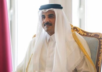 أمير قطر يقول:الحرب خفّضتإيرادات الدولة 42 %