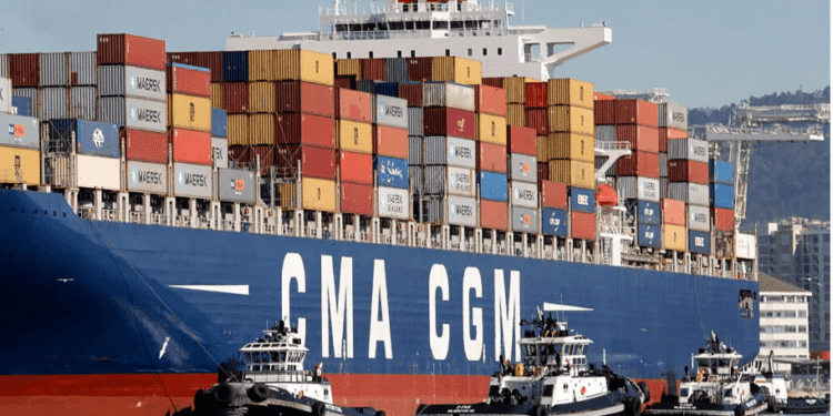 العملاقة CMACGMاستأنفت رحلاتها عبر السويسمعلنة أن عبورها سيكون دائماً...