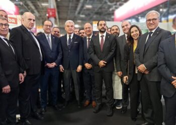 عيسى الخوري افتتح الجناح اللبناني في معرض سيال الدولي في باريس" صناعاتنا الغذائية فنّ وذوق وابداعومنتشرة في مختلف الأسواق العالمية"